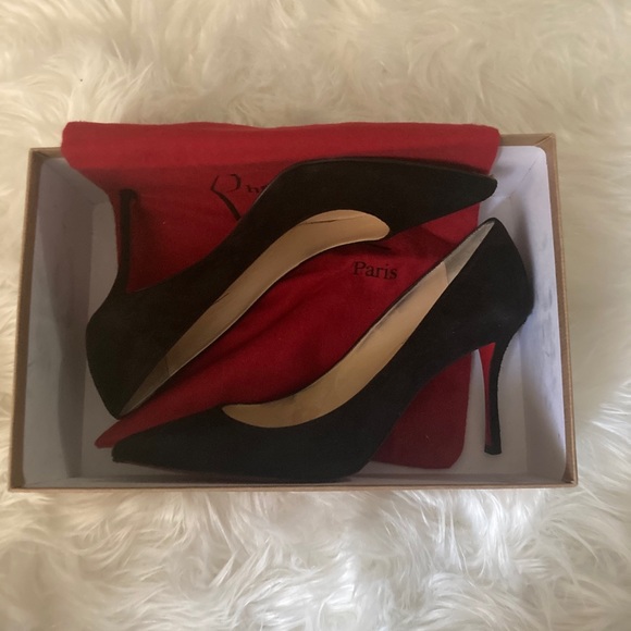 ❌SOLD❌Black Louboutin Heels - Picture 2 of 12
